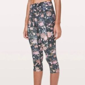Lululemon Fast & Free, Crop 19" in Frosted Rose Multi Size 10